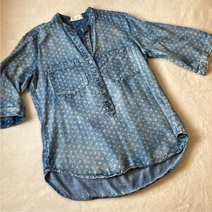 Bella Dahl Half Sleeve Chambray Henley Medium